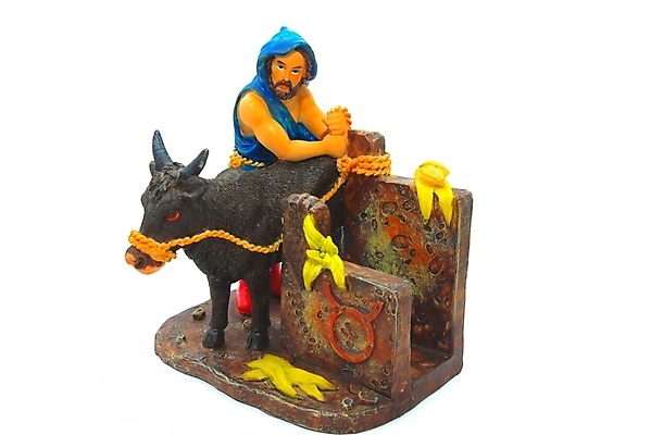 포토 JPG 해외이미지 모양 동물 아이콘 디자인 실루엣 아시아 종교 얼굴 조각 백그라운드 왕관 뿔 미술 사람 사람없음 빛 조각상 별자리 행성 흰색 행운 소 역사 재산 5월 심볼 사인 황소 점성술 천문학 황소자리 천연기념물 월 고립 옛날 해외202004 해외포토 교육 나라 컬러 컨셉 포유류 문화예술 촬영기법 신체부위 금융 조형물 우주 날짜 파일형식 이미지허브