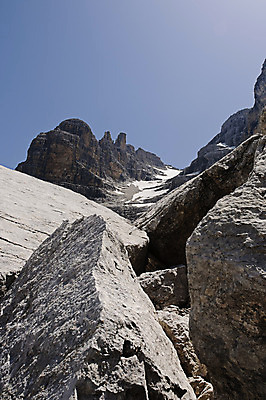 포토 JPG 해외이미지 구름 유럽 자연 하늘 산 풍경 사람없음 야외 여름 파란색 환경 계곡 침묵 트래킹 하이킹 흰색 황무지 알프스 장면 내추럴 절정 해외202004 해외포토 자연요소 계절 나라 컬러 레저 소리 생태계 파일형식 이미지허브