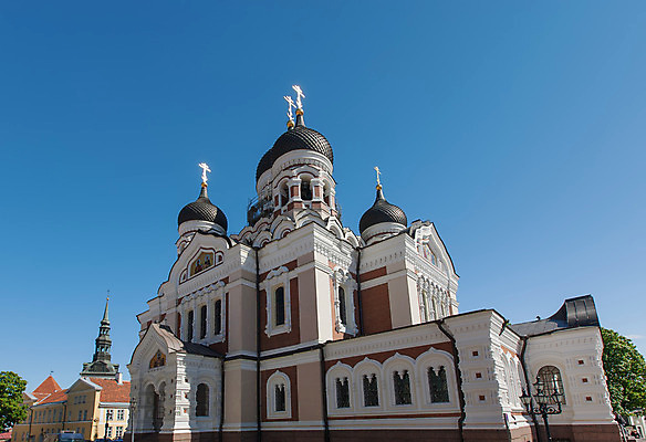 포토 JPG 해외이미지 외관 유럽 문화 여행 건축양식 하늘 거리 주택 풍경 사람없음 야외 건물 여름 도시풍경 탑 도시 중세 역사 도심 장면 타운 동쪽 에스토니아 옛날 해외202004 해외포토 건축물 계절 건축 나라 방향 파일형식 이미지허브