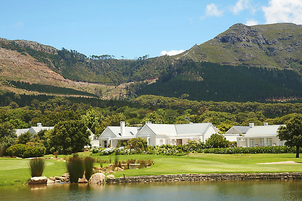 포토 JPG 해외이미지 나무 식물 구름 공원 꽃 호수 밭 골프 아프리카 자연 하늘 산 주택 따뜻함 풍경 사람없음 야외 초록색 물 여름 파란색 강 컬러풀 평화 환경 정원 맑음 봄 흰색 연못 강의 언덕 암초 남쪽 내추럴 강렬 해외202004 해외포토 자연요소 계절 공공시설 나라 컬러 컨셉 농업 날씨 건물 구기 방향 생태계 파일형식 이미지허브