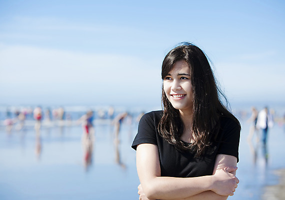 포토 JPG 해외이미지 행복 태국 건강 한명 미소 동양인 야외 물 여름 파란색 청춘 평화 맑음 활발 기쁨 태평양 혼혈 해외202004 해외포토 자연요소 1 계절 감정 아시아 바다 컬러 컨셉 날씨 표정 사람 인종 다문화 파일형식 이미지허브