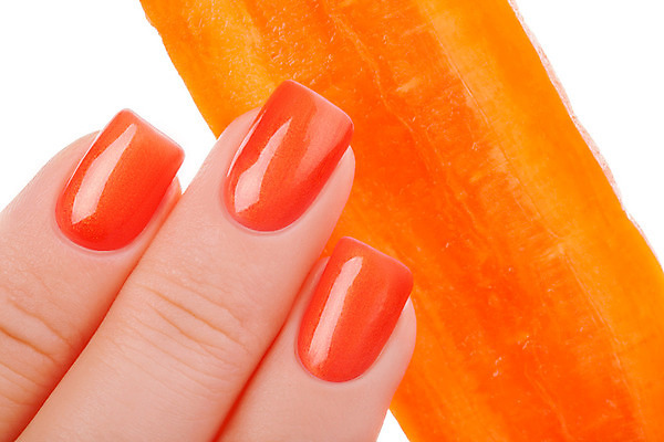 포토 JPG 해외이미지 손 채소 손가락 미술 이벤트 사람없음 빛 유행 페인트 화장품 당근 덮개 손톱 돌봄 위생관리 아크릴 스타일 해외202004 해외포토 모션 재질 문화예술 뿌리채소 관리 신체부위 뷰티 뚜껑 파일형식 이미지허브