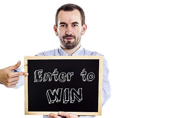 포토 JPG 해외이미지 교육 컨셉 셔츠 비즈니스 텍스트 넥타이 한명 목재 가로 파란색 단어 검은색 칠판 흰색 우승 비즈니스맨 메시지 편지 그림 분필 초크아트 승진 고립 마케팅 조언 필기체 해외202004 해외포토 나무 문자 1 잡화 남자 컬러 상의 재료 사람 최고 직장인 초크 파일형식 이미지허브