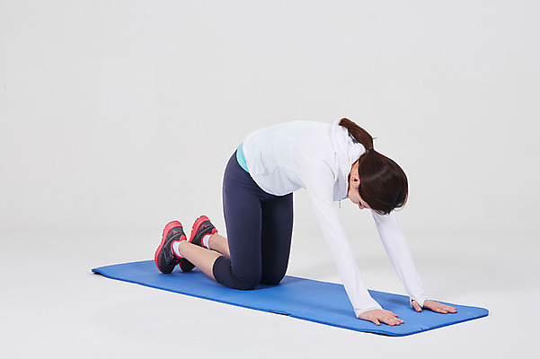 포토 JPG 스튜디오촬영 전신 여자 스포츠 실내 한명 성인 옆모습 30대 한국인 매트 필라테스 성인여자한명만 국내포토 1 뷰포인트 사람 동양인 내부 장년 운동 여자한명만 성인여자만 파일형식