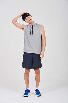 포토 JPG 스튜디오촬영 전신 남자 스포츠 실내 한명 서기 성인 앞모습 30대 스트레칭 한국인 성인남자한명만 국내포토 1 뷰포인트 모션 사람 동양인 내부 장년 운동 남자한명만 성인남자만 파일형식