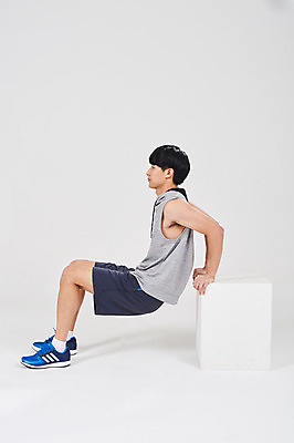 포토 JPG 스튜디오촬영 전신 남자 스포츠 실내 한명 성인 옆모습 30대 운동 한국인 성인남자한명만 국내포토 1 뷰포인트 건강 사람 동양인 내부 장년 남자한명만 성인남자만 파일형식