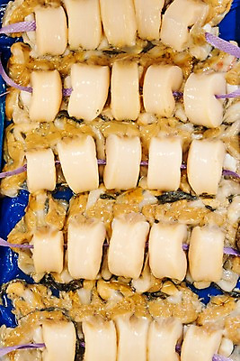 포토 JPG 여러마리 사람없음 신선 묶기 해산물 가리비 수산시장 가판 국내포토 다수 모션 조개 시장 파일형식