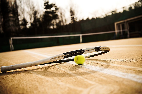 포토 JPG 주간 사람없음 야외 한개 흙 테니스 테니스라켓 테니스용품 네트 테니스장 테니스공 국내포토 자연요소 1 스포츠용품 스포츠 공 스포츠시설 구기 라켓 파일형식