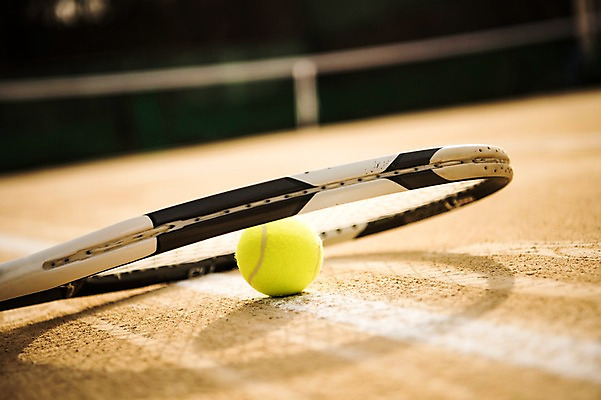 포토 JPG 주간 사람없음 야외 한개 흙 테니스 테니스라켓 테니스용품 네트 테니스장 테니스공 국내포토 자연요소 1 스포츠용품 스포츠 공 스포츠시설 구기 라켓 파일형식