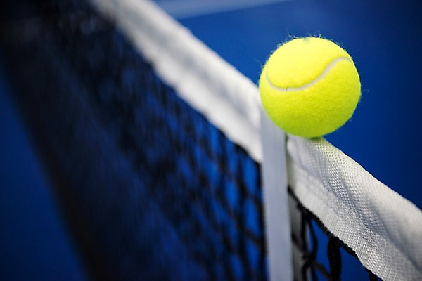 포토 JPG 실내 사람없음 한개 테니스 테니스용품 네트 테니스장 테니스공 국내포토 1 스포츠용품 스포츠 공 스포츠시설 내부 구기 파일형식