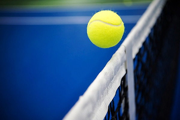 포토 JPG 실내 사람없음 공중 한개 테니스 테니스용품 네트 테니스장 테니스공 국내포토 1 스포츠용품 스포츠 공 스포츠시설 내부 구기 파일형식