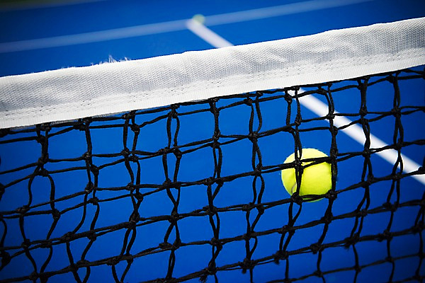 포토 JPG 실내 사람없음 한개 테니스 테니스용품 네트 테니스장 테니스공 국내포토 1 스포츠용품 스포츠 공 스포츠시설 내부 구기 파일형식