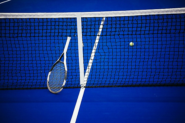 포토 JPG 실내 사람없음 한개 테니스 테니스라켓 테니스용품 네트 테니스장 테니스공 국내포토 1 스포츠용품 스포츠 공 스포츠시설 내부 구기 라켓 파일형식