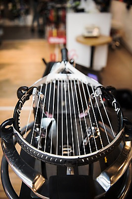 포토 JPG 실내 사람없음 테니스라켓 테니스용품 제조 만들기 국내포토 스포츠용품 모션 내부 테니스 라켓 파일형식