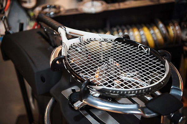 포토 JPG 실내 사람없음 테니스라켓 테니스용품 제조 국내포토 스포츠용품 내부 테니스 라켓 파일형식