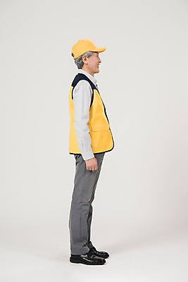 포토 JPG 스튜디오촬영 전신 노년 남자 실내 한명 서기 옆모습 실버라이프 한국인 조끼 60대 실버취업 노인남자한명만 등하교도우미 국내포토 직업 1 라이프스타일 뷰포인트 모션 사람 동양인 성인 내부 외투 구직 남자한명만 노인남자만 파일형식