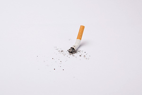 포토 JPG 스튜디오촬영 담배 실내 사람없음 담뱃재 금연 담배꽁초 꺾음 국내포토 캠페인 모션 내부 사회이슈 파일형식