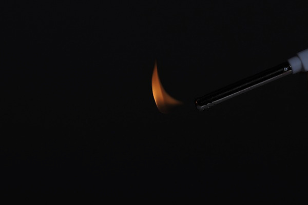 포토 JPG 스튜디오촬영 불 실내 사람없음 어둠 토치 국내포토 자연요소 내부 공구 파일형식