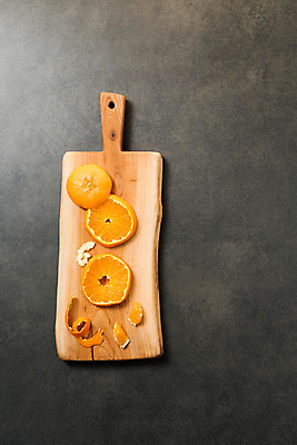 포토 JPG 스튜디오촬영 과일 단면 도마 실내 사람없음 하이앵글 껍질 신선 유기농 슬라이스 플랫레이 레드향 국내포토 웰빙 뷰포인트 주방용품 내부 플랫 파일형식