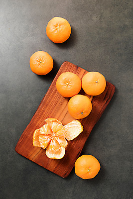 포토 JPG 스튜디오촬영 과일 도마 실내 사람없음 하이앵글 여러개 껍질 신선 유기농 플랫레이 레드향 국내포토 웰빙 뷰포인트 다수 주방용품 내부 플랫 파일형식