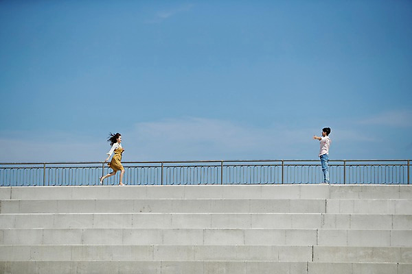 포토 JPG 주간 전신 구름 커플 여자 남자 행복 바다 난간 하늘 팔벌리기 사랑 서기 사람 20대 야외 두명 옆모습 달리기 마주보기 계단 맑음 한국인 성인만 영흥도 국내포토 자연요소 감정 뷰포인트 섬 관계 모션 날씨 동양인 청년 인천 파일형식