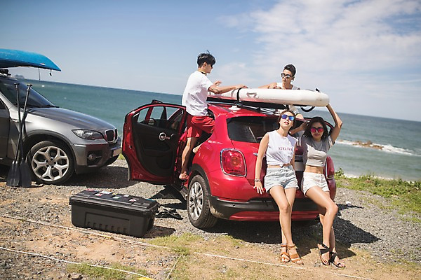 포토 JPG 주간 전신 구름 커플 여자 남자 바다 자동차 하늘 서기 사람 앉기 여러명 20대 성인 야외 앞모습 옆모습 여름 30대 친구 맑음 기댐 한국인 묶기 공구함 고정 걸터앉기 태안 성인만 패들보드 국내포토 자연요소 계절 육상교통 뷰포인트 다수 관계 모션 날씨 동양인 청년 장년 공구 서핑 충청남도 파일형식