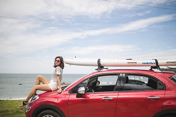 포토 JPG 주간 전신 구름 여자 바다 포즈 자동차 하늘 한명 사람 앉기 20대 야외 옆모습 여름 맑음 기댐 한국인 태안 성인여자한명만 패들보드 국내포토 자연요소 1 계절 육상교통 뷰포인트 모션 날씨 동양인 청년 서핑 충청남도 여자한명만 성인여자만 파일형식