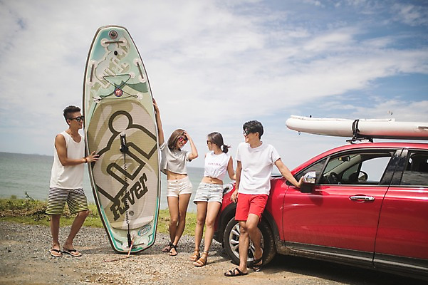 포토 JPG 주간 전신 구름 커플 여자 남자 바다 자동차 하늘 서기 사람 여러명 20대 성인 야외 앞모습 옆모습 여름 30대 친구 맑음 한국인 잡기 즐거움 태안 성인만 패들보드 국내포토 자연요소 계절 감정 육상교통 뷰포인트 다수 관계 모션 날씨 동양인 청년 장년 서핑 충청남도 파일형식