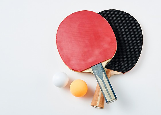 포토 JPG 스튜디오촬영 실내 사람없음 두개 탁구채 탁구 탁구공 국내포토 2 공 내부 구기 라켓 탁구용품 파일형식