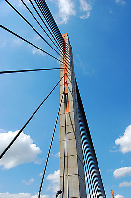 포토 JPG 해외이미지 하늘 사람없음 파란색 기둥 네덜란드 심플 해외202004 해외포토 건축 유럽 컬러 파일형식 이미지허브