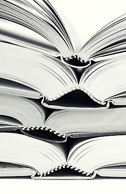 포토 JPG 해외이미지 전통 교육 텍스트 추상 사람없음 책 스터디 독서 쌓기 검은색 펼침 오픈 4 척추 오브젝트 교과서 문학 페이지 양장본 사전 흙더미 백과사전 조작 출판 해외202004 해외포토 컬러 무늬 모션 교재 뼈 학습 숫자 흙 파일형식 더미 이미지허브