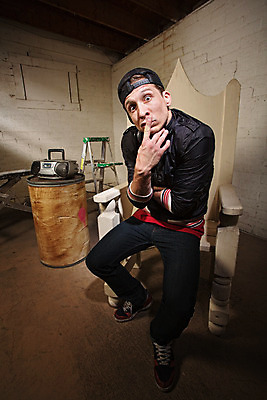 포토 JPG 해외이미지 백인 1 남자 유럽 이어폰 생각 의자 장난 손가락 통 힙합 한명 사람 앉기 성인 헤드폰 음악가 흰색 표현 도시 입 유머 왕 집중 입술 싱글 라디오 위치 바보 심각 혼자 해외202004 해외포토 서양인 직업 손 감정 나라 음악 컬러 음향기기 가구 컨셉 모션 신체부위 전자제품 파일형식 이미지허브