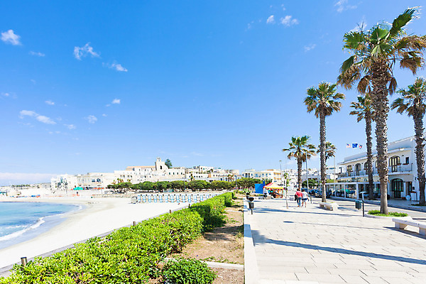 포토 JPG 해외이미지 라이프스타일 유럽 모래 바다 여행 자연 놀이 휴가 주택 풍경 사람없음 건물 물 야자수 햇빛 평화 걷기 귀여움 맑음 수영 이탈리아 산책로 도시 만 중세 역사 발자국 지중해 스카이라인 리빙 거짓말 터키석 해외202004 해외포토 자연요소 나무 건축물 나라 길 컨셉 자국 모션 날씨 생활 태양 수상스포츠 보석 생태계 파일형식 이미지허브