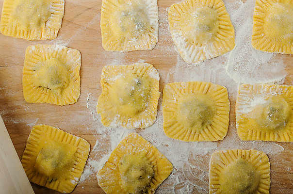 포토 JPG 해외이미지 실내 사람없음 이탈리아음식 반죽 만들기 라비올리 해외202004 해외포토 모션 서양음식 내부 파일형식 이미지허브