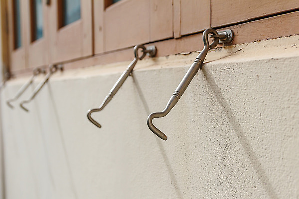 포토 JPG 해외이미지 디자인 벽 패턴 건축양식 창문 주택 프레임 자물쇠 그림자 미술 사람없음 건물 목재 장식 빛 문 금속 맑음 수확 골동품 고리 클래식 묘사 부식 질감 복고 잠금 보안 그런지 옛날 줄서기 스타일 해외202004 해외포토 나무 건축물 건축 컨셉 무늬 농업 재료 모션 재질 날씨 문화예술 안전 파일형식 이미지허브