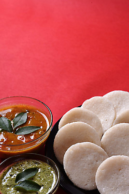 포토 JPG 해외이미지 전통 접시 문화 잎 토마토 채소 밥 바나나 건강 요리 사람없음 케이크 식당 축제 식사 저녁식사 흰색 신선 양념 사발 맛 아침식사 인도인 먹기 코코넛 카레 남쪽 채식주의자 케랄라주 해외202004 해외포토 외국인 식물 식기 음식 컬러 컨셉 과일 모션 디저트 동양인 상점 사기그릇 인도_나라 방향 채식 파일형식 이미지허브