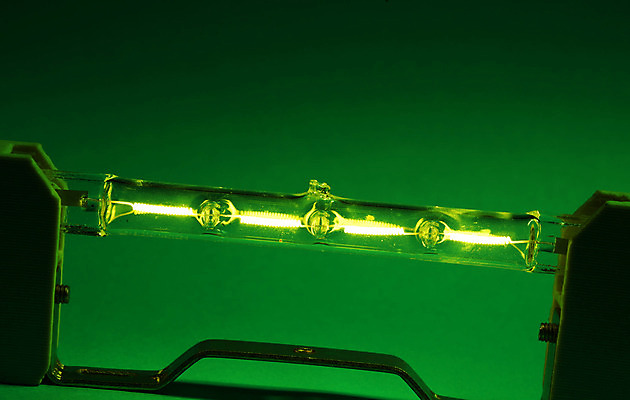 포토 JPG 해외이미지 과학 컨셉 전구 상상 유리 아이디어 사람없음 빛 반사 힘 장비 에너지 램프 뜨거움 투명 스마트 오브젝트 백열등 싱글 해결 세대 빛망울 광 발명 전압 지능 해외202004 해외포토 재질 조명 파일형식 이미지허브