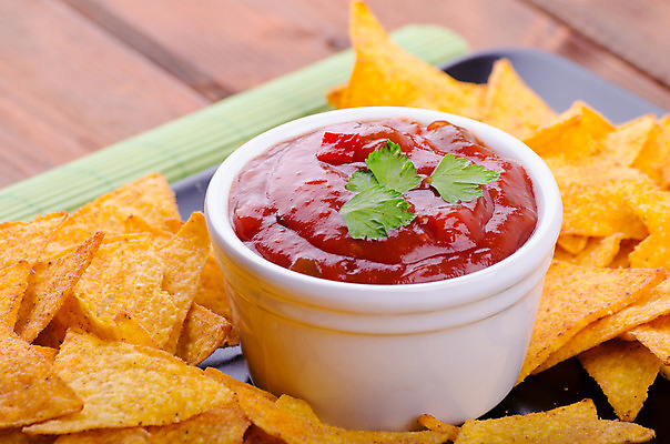 포토 JPG 해외이미지 접시 음식 백그라운드 토마토 고추 탁자 멕시코 감자 옥수수 요리 사람없음 목재 가로 노란색 식사 튀김 흰색 시골 신선 뜨거움 맛 상품 낟알 먹기 계산대 향신료 매움 고립 살사댄스 짠맛 해로움 해외202004 해외포토 나무 식기 컬러 가구 컨셉 북아메리카 채소 재료 모션 곡류 춤 향미료 파일형식 이미지허브