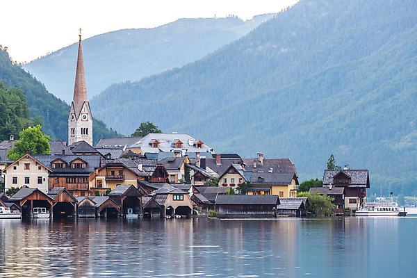 포토 JPG 해외이미지 유럽 호수 여행 건축양식 자연 휴가 산 주택 풍경 사람없음 야외 건물 물 여름 세계 반사 교회 마을 탑 어둠 침묵 황혼 놀람 새벽 시골 도시 역사 오스트리아 알프스 엽서 타운 해외202004 해외포토 자연요소 건축물 계절 건축 감정 나라 종교건축 표정 소리 일몰 편지 생태계 파일형식 이미지허브