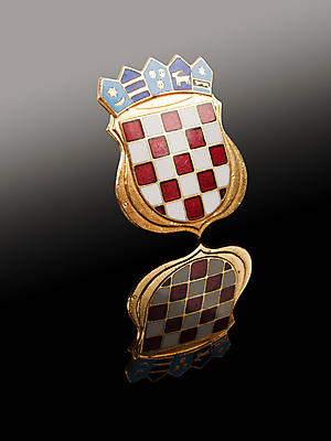 포토 JPG 해외이미지 디자인 백그라운드 컨셉 사람없음 빨간색 파란색 깃발 심볼 사인 질감 광택 크로아티아 고립 엘리먼트 전국 스타일 해외202004 해외포토 유럽 컬러 파일형식 이미지허브