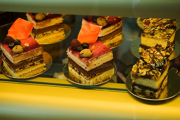 포토 JPG 해외이미지 음식 다이어트 디저트 콩 사탕 사람없음 케이크 빵집 달콤 굽기 페스츄리 해외202004 해외포토 빵 곡류 건강 상점 맛 구이 파일형식 이미지허브