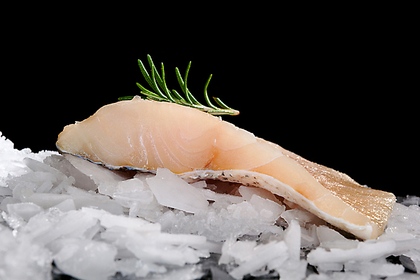 포토 JPG 해외이미지 스튜디오촬영 음식 바다 조각 재료 검은배경 건강 육류 어류 스테이크 요리 앉기 사람없음 세로 냉동 얼음 검은색 식사 저녁식사 초밥 추위 신선 횡단보도 맛 시원함 자르기 먹기 허브 해산물 날것 로즈메리 건강식 내추럴 고립 생식 해외202004 해외포토 자연요소 식물 컬러 백그라운드 컨셉 식재료 모션 서양음식 실내 수중동물 보행로 일본음식 파일형식 이미지허브