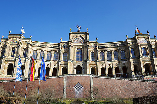 포토 JPG 해외이미지 건축양식 독일 사람없음 궁전 역사 천연기념물 랜드마크 명승지 뮌헨 정부 바이에른 해외202004 해외포토 건축 유럽 고건축 풍경 파일형식 이미지허브