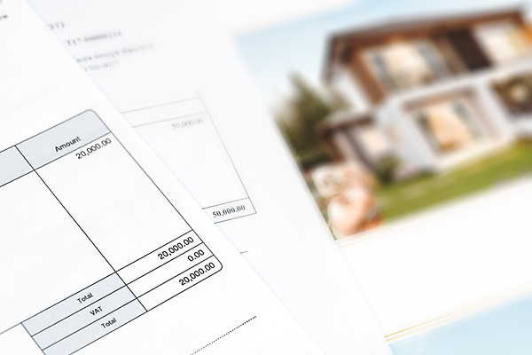포토 JPG 해외이미지 모델 종이 비즈니스 열쇠 새로움 주택 사람없음 세일 재산 구매 가격 중개인 계약 사인 문서 투자 결재 서명 타이틀 보험 대여 대출 렌탈 부동산중개인 진짜 해외202004 해외포토 직업 컨셉 부동산 건물 금융 쇼핑 파일형식 이미지허브