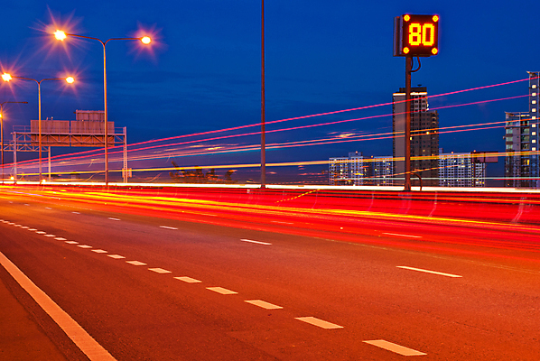포토 JPG 해외이미지 도로 가로등 모션 자동차 조명 사람없음 빛 고속도로 야간 속도 빛망울 해외202004 해외포토 자연요소 공공시설 길 육상교통 교통시설 파일형식 이미지허브