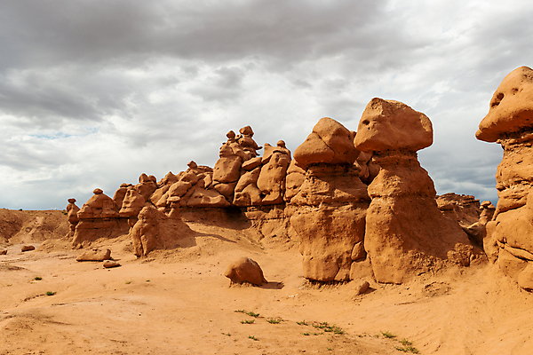 포토 JPG 해외이미지 공원 상징 여행 북아메리카 자연 풍경 사람없음 야외 환경 계곡 미국 버섯 황무지 균형 땅 부식 암초 방문 사암 서쪽 특별함 막 해외202004 해외포토 공공시설 컨셉 아메리카 돌_바위 방향 생태계 파일형식 이미지허브