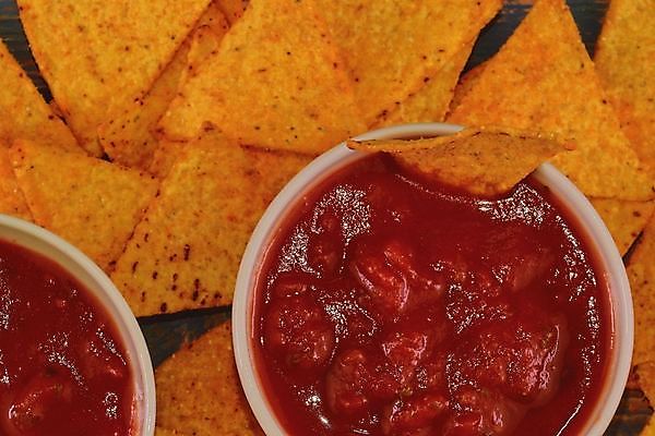 포토 JPG 해외이미지 접시 문화 음료 음식 토마토 고추 치즈 멕시코 육류 옥수수 요리 사람없음 가로 빨간색 초록색 노란색 식사 저녁식사 종 신선 뜨거움 맛 먹기 배고픔 향신료 속도 올리브 매움 후추 점심식사 과카몰리 살사댄스 짠맛 채식주의자 해외202004 해외포토 식기 열매 컬러 컨셉 북아메리카 채소 식재료 모션 유제품 곡류 춤 소스_음식 채식 향미료 파일형식 이미지허브