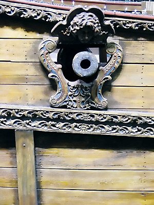 포토 JPG 해외이미지 무기 밧줄 바다 여행 요트 교통시설 항해 사람없음 목재 여행객 항구 이탈리아 총 수확 보트 역사 재산 박물관 복고 싸움 전쟁 함선 해군 군함 해적 포트 대포 스페인어 옛날 적 총포 해외202004 해외포토 나무 유럽 줄 교통 농업 배_교통 재료 모션 군대 사람 금융 도둑 시설 파일형식 이미지허브