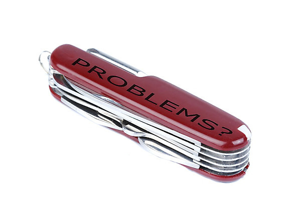 포토 JPG 해외이미지 아이콘 사람없음 가로 빨간색 금속 흰색 도구 공구 칼날 칼 수리 주머니 스위스 날카로움 고정 육군 문제 펜치 자원 해결 와인오프너 고립 마케팅 멀티 접기 철강 헬프 생존 해외202004 해외포토 유럽 컬러 모션 재질 군대 도움 병따개 파일형식 이미지허브