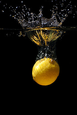 포토 JPG 해외이미지 라이프스타일 음료 음식 파도 백그라운드 컨셉 패턴 다이어트 과일 모션 자연 추상 귤 건강 사람없음 물 우주 주스 활발 거품 젖음 에너지 소용돌이 신선 투명 액체 떨어짐 씻기 청소 먹기 레몬 오브젝트 속도 상쾌 슛 스프레이 고립 해외202004 해외포토 자연요소 감정 바다 무늬 생활 청결 회오리 생태계 파일형식 이미지허브